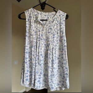 Women’s Gap floral rayon top GUC Sz small
